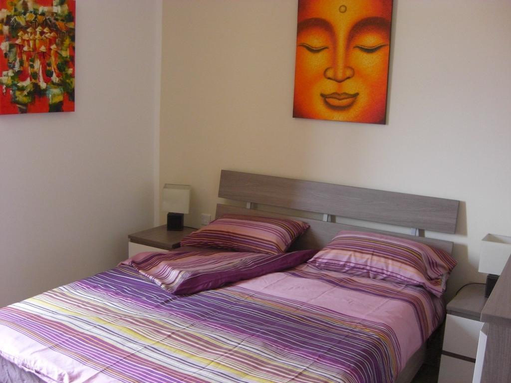 Fort Chambray Apartment Għajnsielem Zimmer foto