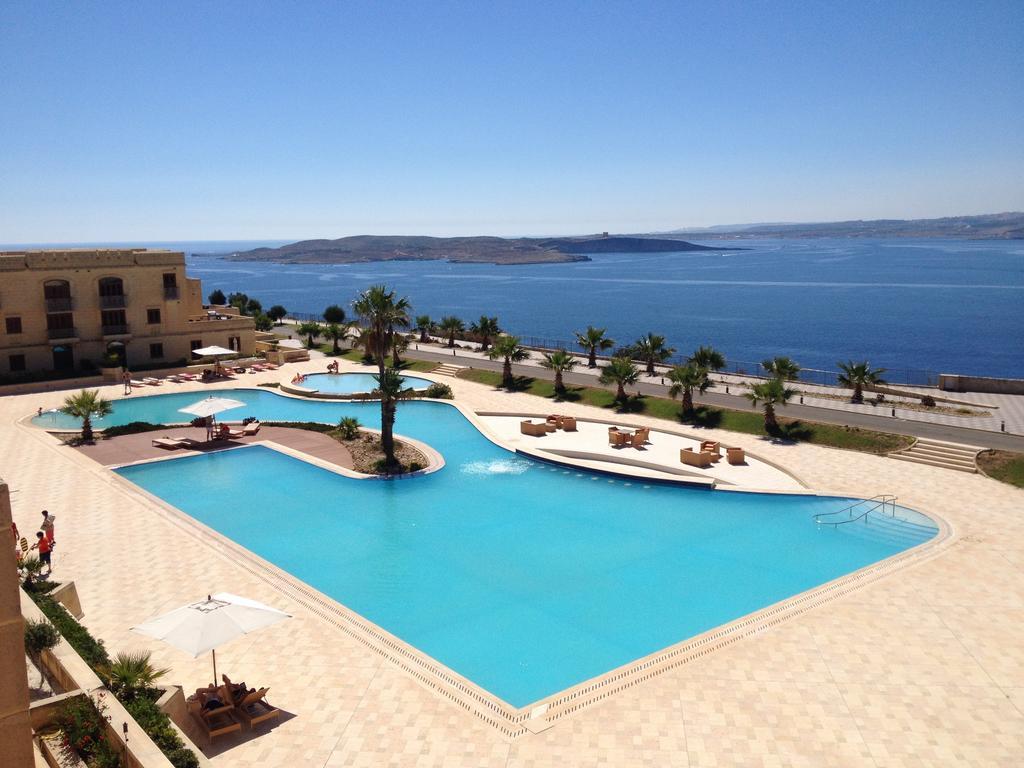 Fort Chambray Apartment Għajnsielem Zimmer foto